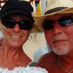 Meet your Posher, Don